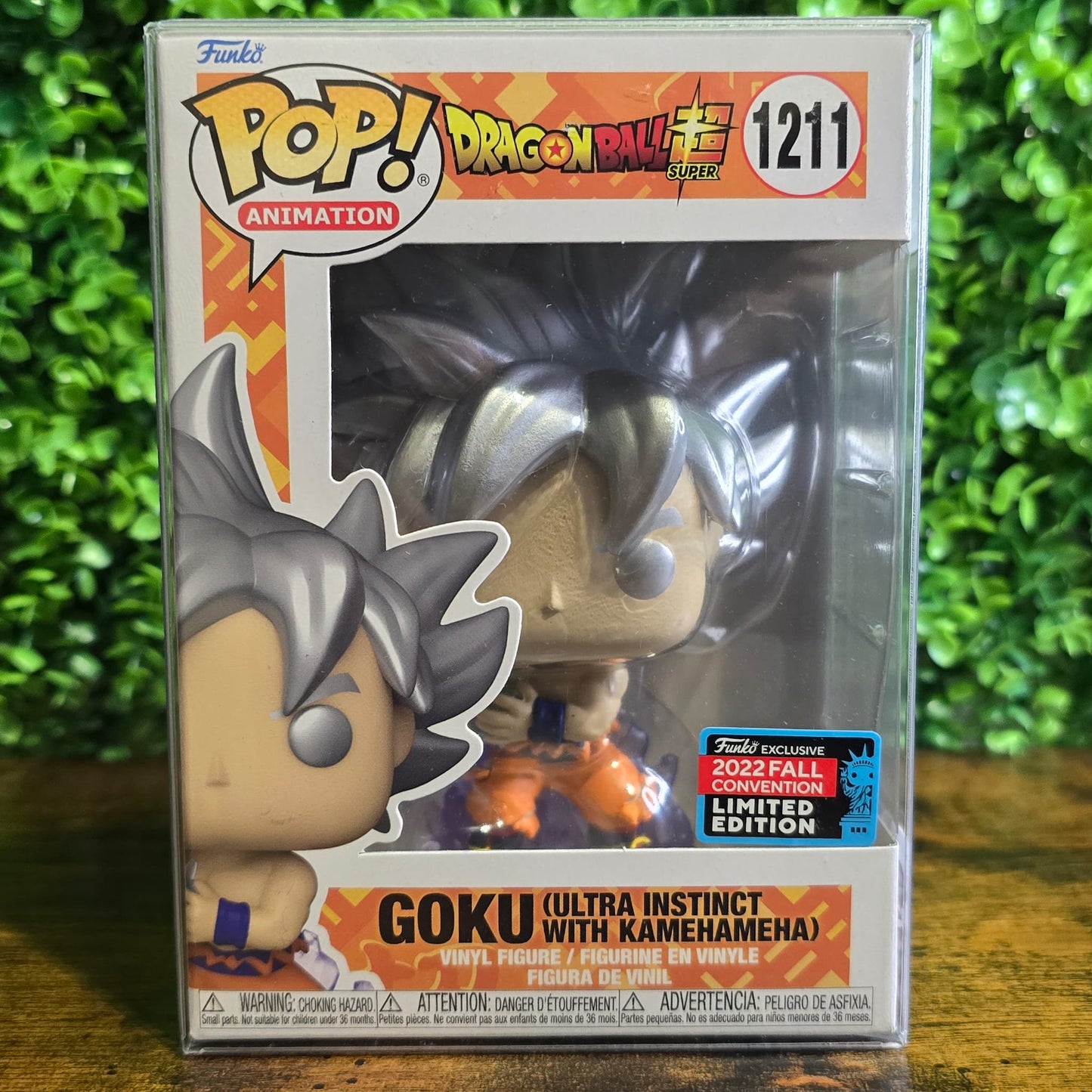 Goku Ultra Instinct w/kamehameha - Fall Convention exc. - DRAGON BALL SUPER