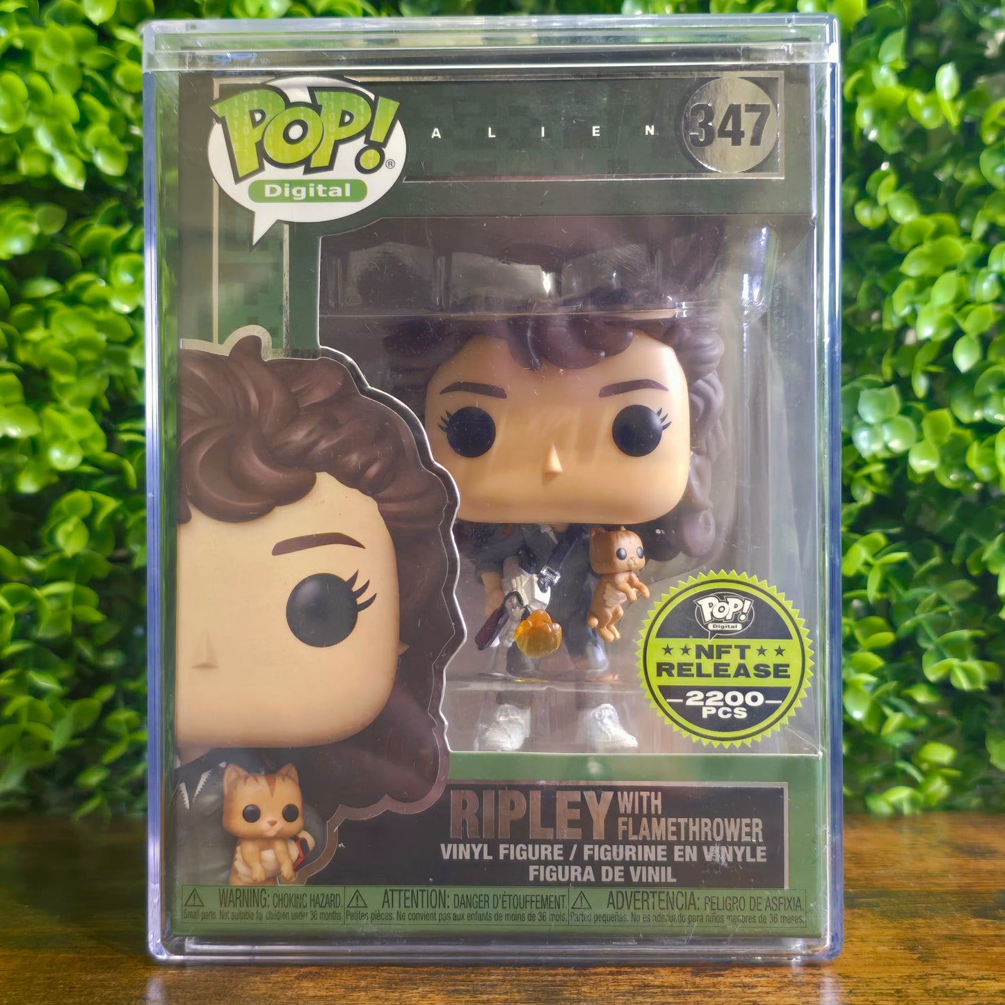 Ripley w/Flamethrower - NFT RELEASE 2200pcs - ALIEN