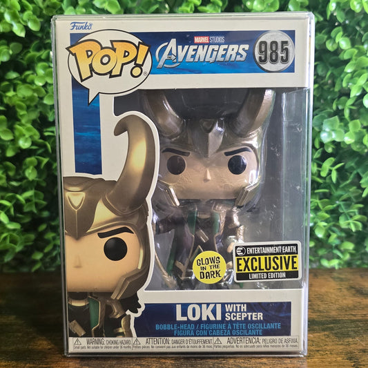 Loki with Scepter (GLOW) - Entertainment Earth exc. - MARVEL