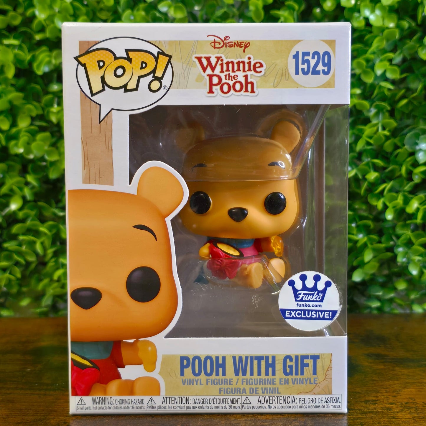 Pooh With Gift - Funko exc. - DISNEY (Winnie the Pooh)