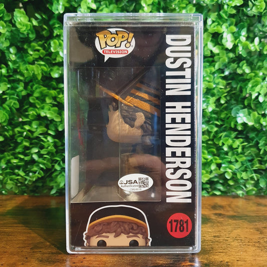 Dustin Henderson - SIGNED BY Gaten Matarazzo - LE 55pcs - STRANGER THINGS